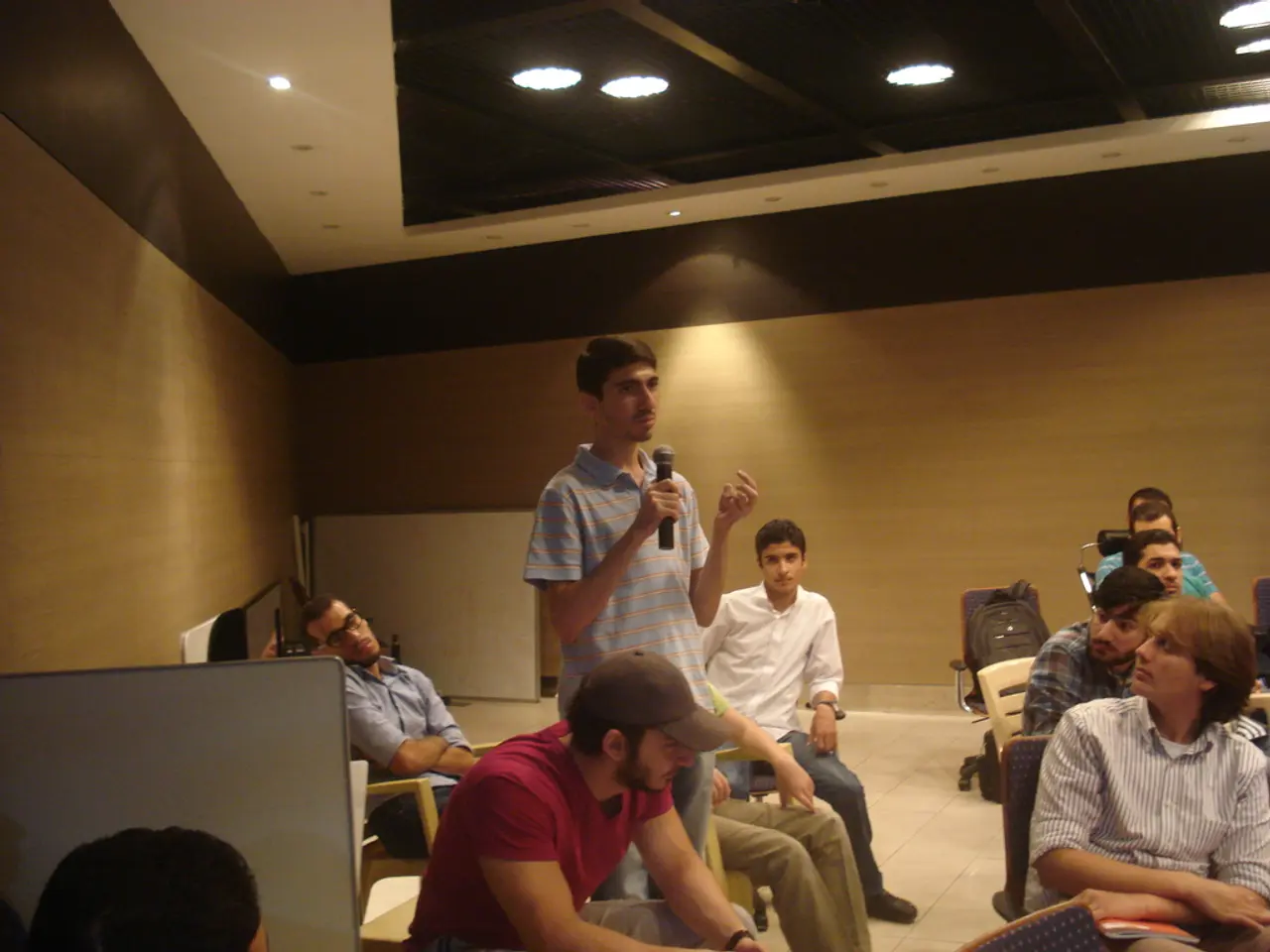 Business wisdom to grasp in your twenties: Corporate Insights to Make Yours a Successful Decade