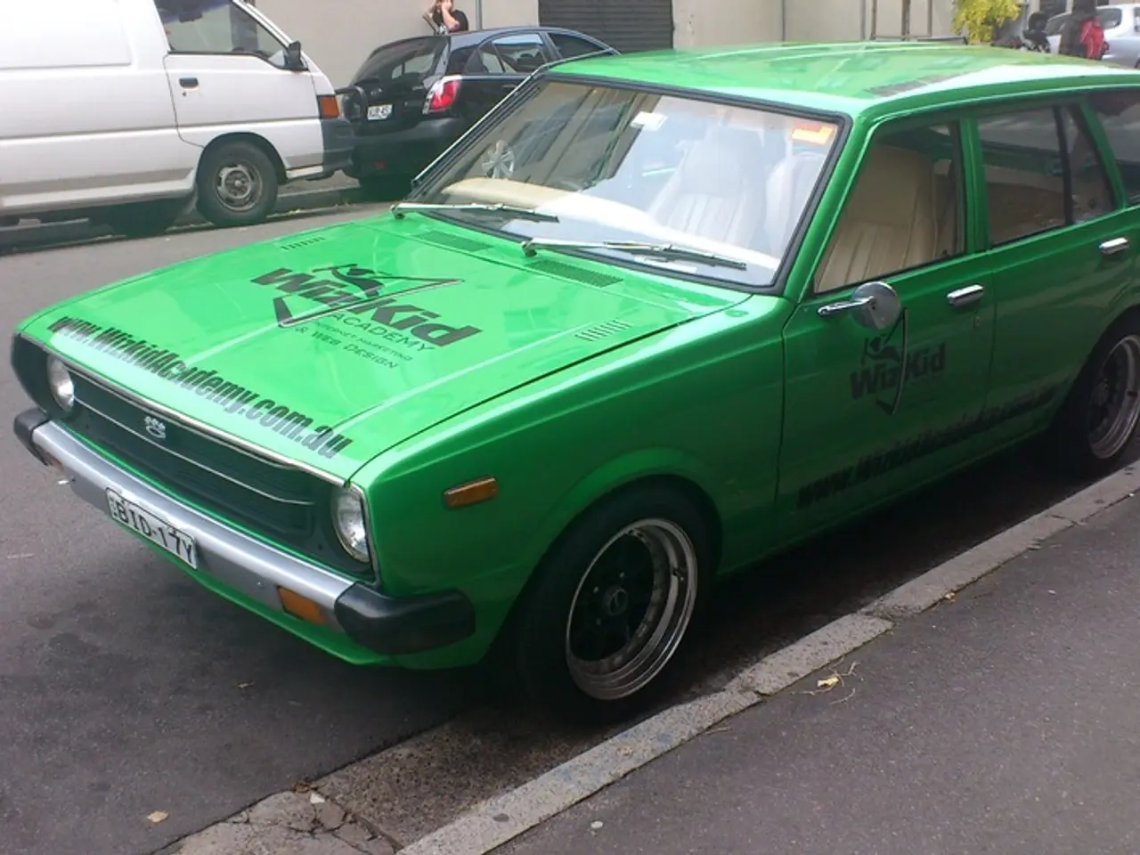 Mastering Driving without Anxiety and Mishaps: Expert Guidance for Novice Motorists