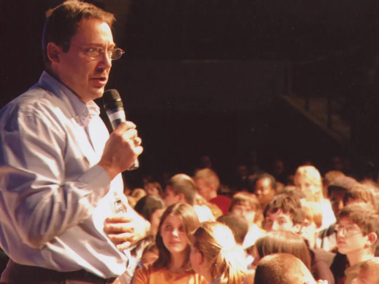 Evaluating Interpersonal Interactions in Children with Neurodevelopmental Differences