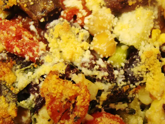 University Degree Holder Switches to Food Delivery Work in China: "It's an acceptable occupation"