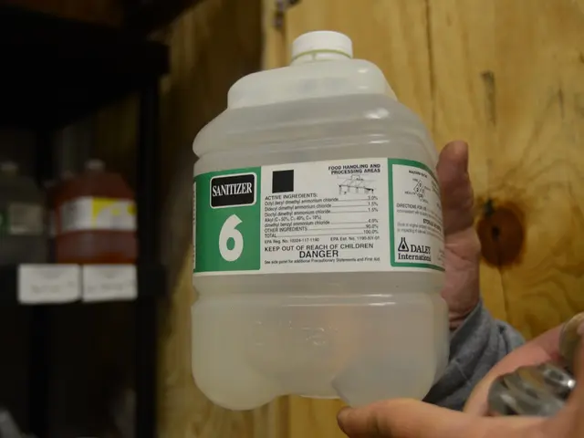 Antibiotic Z-Pak for Sore Throat: Safety and Efficacy Examined