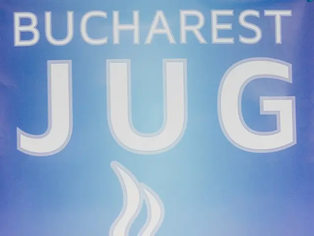 Training opportunity available (Specify gender: male/female/none, Start date: m/d)