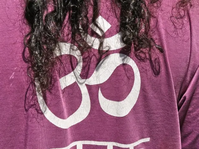 Sun Salutations Offer 20 Impressive Advantages for Your Physical Health and Mental State