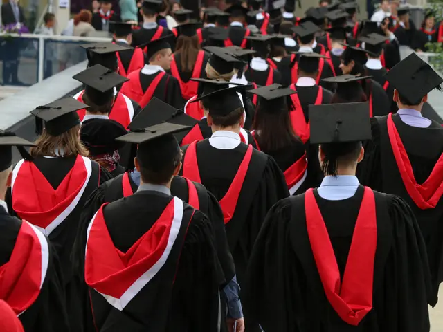Heartfelt goodbyes for the graduating class of Höxter Realschule