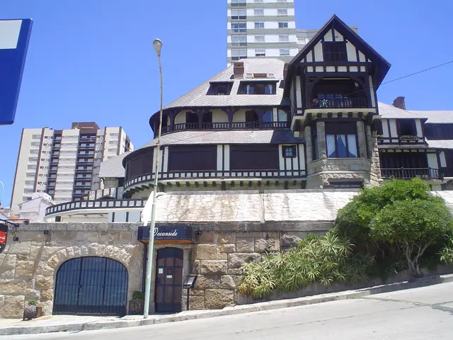 Examining the Complexities of Future-Focused Thinking: Psychological Hurdles to Sustained Planning...