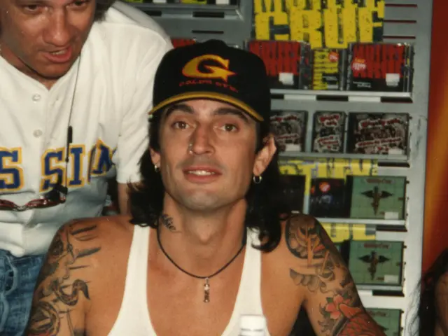 Symptoms Indicating Entanglement in a Harmful Romantic Bond